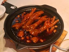 鲍汁凤爪-肥仔文澳门猪骨煲(南京西路店)