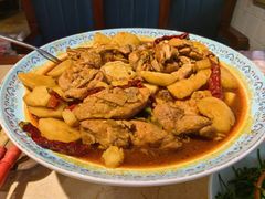 新疆大盘鸡-品质伊骊新疆菜(紫金店)