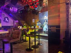 -喜鹊音乐酒馆(西街店)