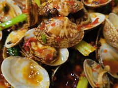 -凤凰路何眼镜香辣蟹(花果园店)
