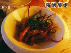 -爱啤精酿·民谣酒馆(滨江店)