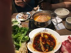 -龙聚德北京烤鸭(沙坪坝华宇A馆店)