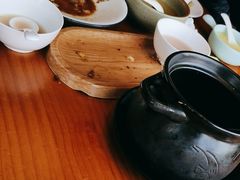 -莲餐厅·湖北菜·潜江小龙虾店(愚园路店)