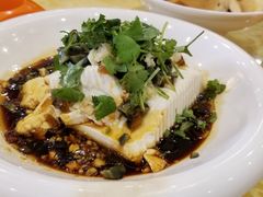 皮蛋豆腐-老街饭庄·地道淮扬菜(扬子江北路总店)