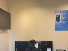 -朗韵钢琴学校(中环金界店)