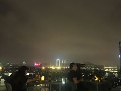 -顽啤熊·酒客酒馆(苏城夜景必选店)