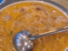 -鹤乡东北菜(崮山路店)