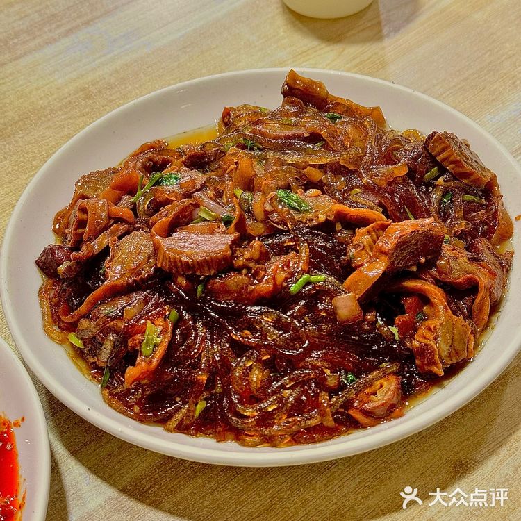 哈尔滨，这家东北菜太香了！！！