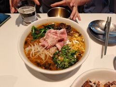 小锅米线-胡麻(静安嘉里店)