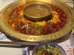-哥老官重庆美蛙鱼头(日月光店)