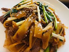 干炒牛肉河粉-铭家点心(秦岭路店)