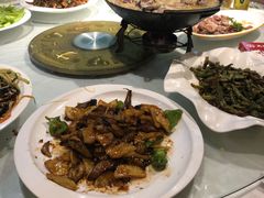 -大宝全猪馆(南京路店)