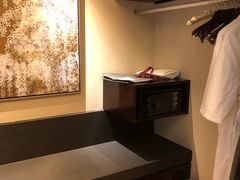 -成都保利公园皇冠假日酒店(熊猫基地店)