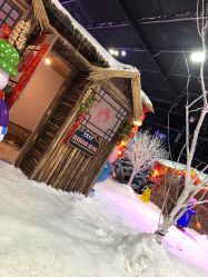 -圣名游乐城冰雪大世界