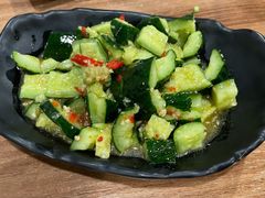 小白瓜-陈员外正宗夹江烧烤(广福路店)