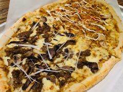 烤牛肉披萨-I HOLIC艾豪丽披萨(KKone店)