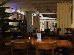-雕刻时光咖啡馆(师大路店)