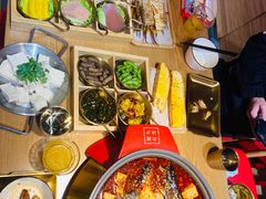 -三顾烤庐·烤鱼·烧烤·龙虾(奉贤店)