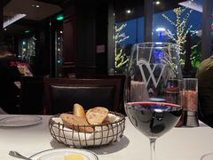 -Wolfgang’s Steakhouse 沃夫冈牛排馆(上海白玉兰广场店)