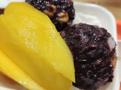 芒果白雪黑糯米-满记甜品(王府井北京市百货大楼店)