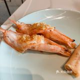 谁家自助都吃上烤全羊了！