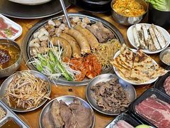 -炽城·烤肉名家(鸿达中央广场店)