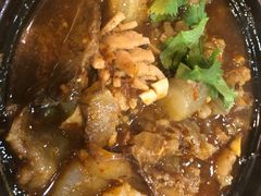三鞭一花-三鞭一花·独一处·元英砂锅(海光寺店)