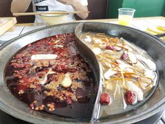 -瓜西西重庆火锅(花溪店)