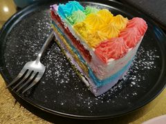彩虹蛋糕-BossBabe亲子餐厅(金光华广场店)