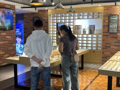 -A380视光·蔡司眼镜店(锦艺城店)