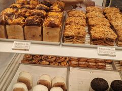 -好利来(南京路一店)