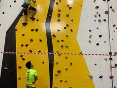 -问山MountQuest攀岩馆