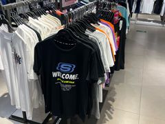 -唯品会(北京国瑞城店)
