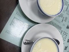 -俊丽双皮奶甜品店