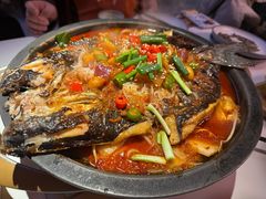 -鸣记脆皮烤鱼(三八广场店)