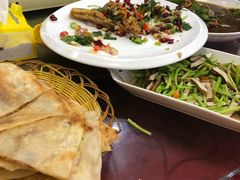 -魏四小鱼锅贴王