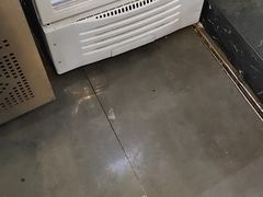 -野山舂·贵州现舂酸汤火锅(鸿通城店)