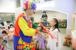 -BabyMonster小怪兽亲子派对·餐厅乐园(金月湾店)