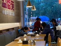 -溢香苑瓦罐(前进路店)