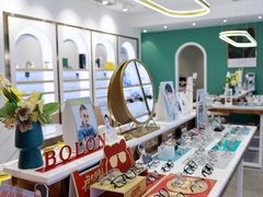 -无界眼镜MaxLess(南翔印象城店)