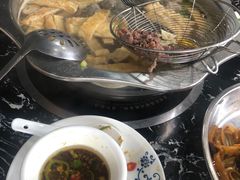 -牛一煲美食(江高店)