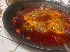 -旧街市鲜货老火锅(大光路店)