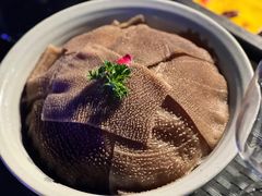 绿色肚王脆毛肚-大隐·成都火锅Bistro(合生麒麟新天地店)