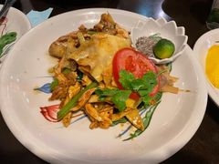 -大头虾越式风味餐厅(光明广场店)