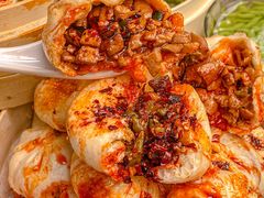-李与白包子铺(桐梓林店)