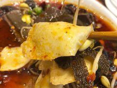 -渝是乎川渝小炒(新世界百货望京店)