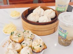 -老西白点心店