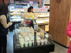 面包甜点陈列柜-爱达乐面包生日蛋糕(郫县时代天街店)