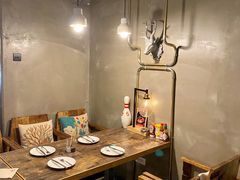 -HIGH FIVE哈福手工汉堡(桂林路店)