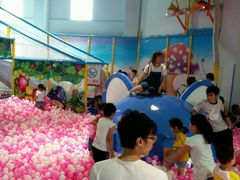 -蒙特利亲子乐园